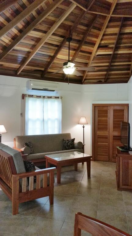Cocotal Inn And Cabanas San Pedro  Room photo